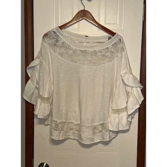 Free People Love Affair Bell Sleeve Top Size Medium - Picture 2 of 12